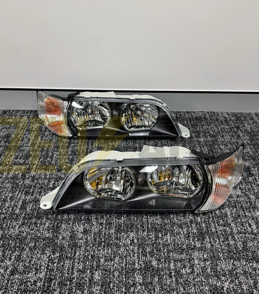 Jzx100 Toyota Chaser Oem Style Headlights + Clear Indicators