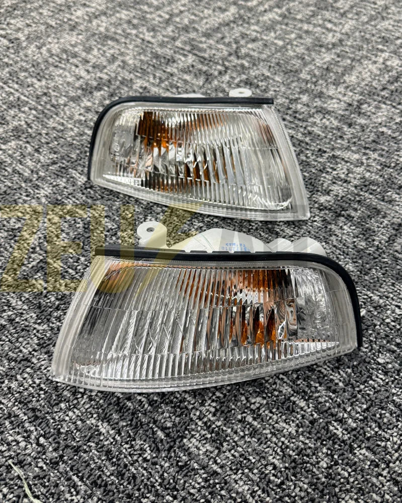 Mitsubishi Lancer Evolution 5/6 Clear Front Indicators